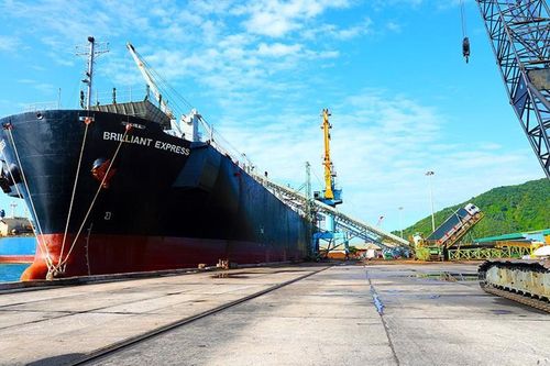 Cầu cảng số 3 Vũng Áng mở cửa khai thác