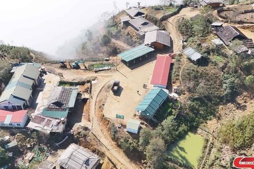 Cứng hóa mạng lưới giao thông nông thôn