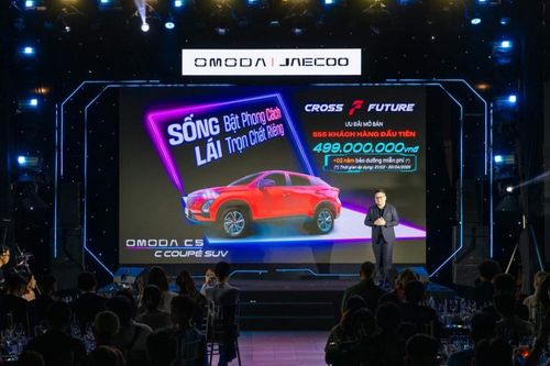 Giá lăn bánh Omoda C5 Luxury 2025 vừa ra mắt tại Việt Nam