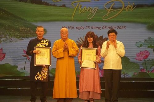 Hà Nội: Đêm nghệ thuật và trao giải Hội thi Phật giáo Sáng đạo trong đời chào mừng Đại lễ Vesak 2025