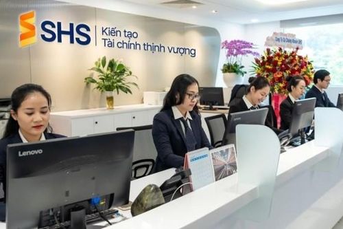 SHS dự kiến phát hành hơn 894 triệu cổ phiếu để tăng vốn điều lệ