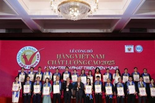 Tập đoàn Tân Á Đại Thành khẳng định uy tín với danh hiệu 'Hàng Việt Nam chất lượng cao' 19 năm liên tiếp