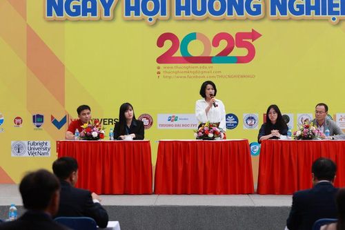 Ngày hội Hướng nghiệp 2025 tại Trường Thực nghiệm KHGD: Khơi mở hành trình 'hiểu mình – chọn nghề'