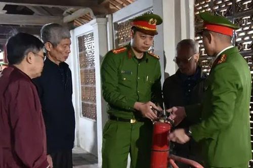 Đảm bảo an toàn cháy nổ trước lễ hội chùa Láng