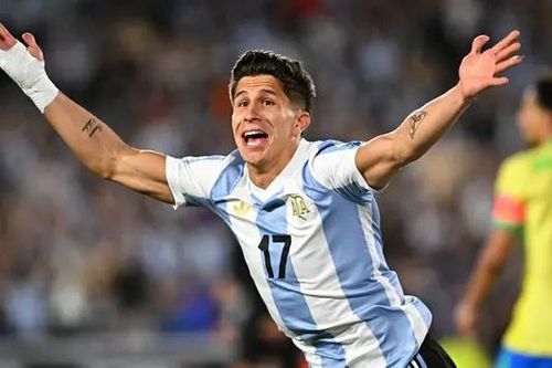Argentina chiến thắng 'hủy diệt' trước Brazil