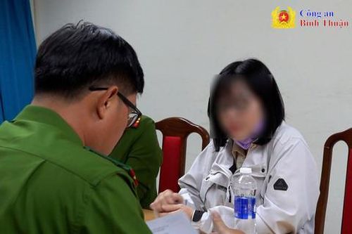 Đối tượng bị truy nã về nước trình diện sau nhiều năm sống ở nước ngoài