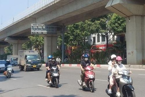 Bắc Bộ ngày nắng oi, đêm có mưa rải rác