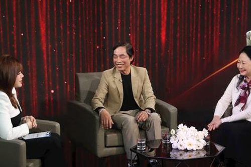 NSND Như Quỳnh, nghệ sĩ Viết Liên gặp gỡ sau 50 năm làm phim 'Ngày lễ thánh'