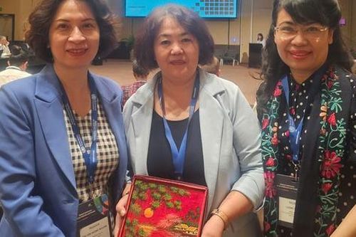 Thứ trưởng Bộ Y tế Nguyễn Thị Liên Hương dự Hội nghị bàn tròn cấp cao về ô nhiễm không khí và tác động sức khỏe tại Colombia