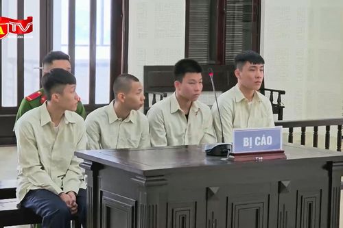 Mang hung khí truy sát đối thủ, nhóm thanh niên 'chia nhau' hơn 20 năm tù