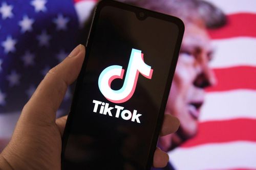 Mỹ 'ép' Trung Quốc bán 'ông lớn' mạng xã hội TikTok
