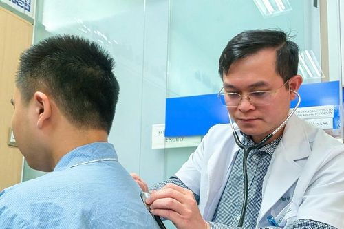 Mổ vùng 'tam giác tử thần' cứu lá phổi cho chàng trai 24 tuổi