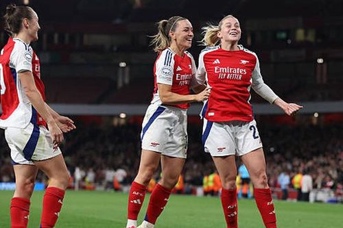 Arsenal ngược dòng ngoạn mục loại Real Madrid, vào bán kết Champions League nữ Châu Âu