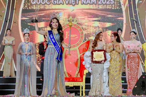 Nữ Thạc sĩ Anh ngữ Bắc Ninh đăng quang Hoa hậu Doanh nhân quốc gia Việt Nam 2025