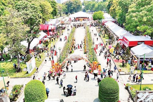 Hấp dẫn khách du lịch quốc tế bằng món bánh mì