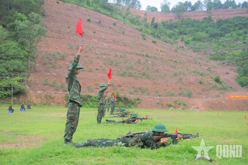 'Khử độ run, tạo bản lĩnh' trước khi thực hành '3 tiếng nổ'