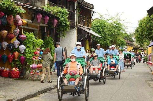 Báo nước ngoài nêu yếu tố giúp du lịch Việt Nam phục hồi nhanh nhất Đông Nam Á