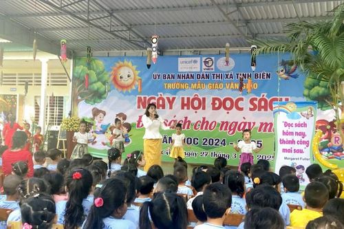 Mang tình yêu đọc sách cho học sinh vùng biên giới An Giang