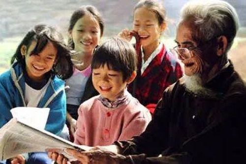 Sinh con thứ ba không bị xử lý kỷ luật Đảng: Góp phần duy trì cơ cấu dân số hợp lý vì một Việt Nam phát triển toàn diện