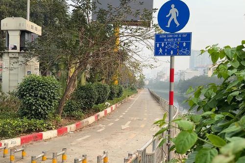 Đường dành riêng cho xe đạp ở Hà Nội vắng ngắt, người Thủ đô kêu 'mùi'
