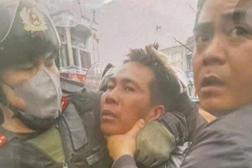 Bắt giữ đối tượng dùng dao uy hiếp, lôi bé gái lên mái nhà ở Bắc Ninh