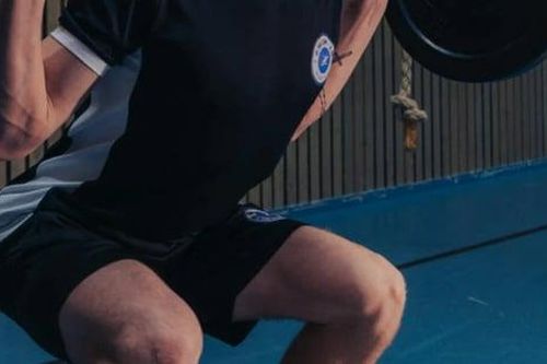 Thanh niên 20 tuổi suy thận sau khi thực hiện 2.000 lần squat