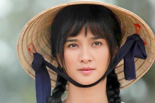 Nữ NSƯT có gương mặt mộc đẹp nhất showbiz