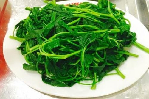 3 loại rau dễ ngậm đầy hóa chất để 'lớn nhanh như thổi', đi chợ nên cẩn thận
