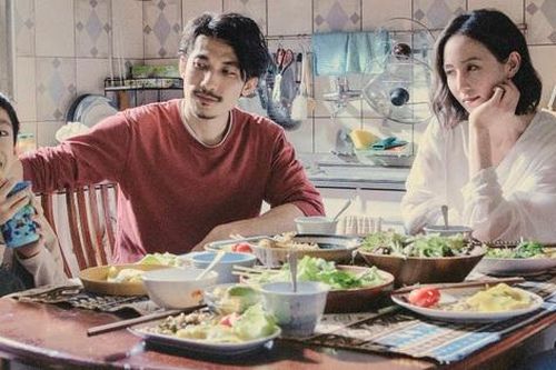 Nỗi niềm người Việt xa xứ trong phim 'Bác sĩ tha hương'