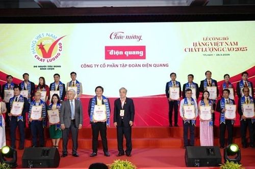 Điện Quang khẳng định chất lượng với danh hiệu 'Hàng Việt Nam chất lượng cao' năm 2025