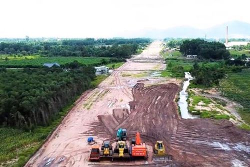 Đồng Nai kiểm điểm 7 nhà thầu vi phạm tiến độ hợp đồng dự án trọng điểm