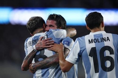 Brasil lại thua toàn diện trước Argentina
