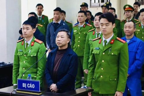 Nhãn quan lệch lạc