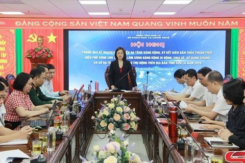 Thông qua kế hoạch phát triển hạ tầng viễn thông băng rộng