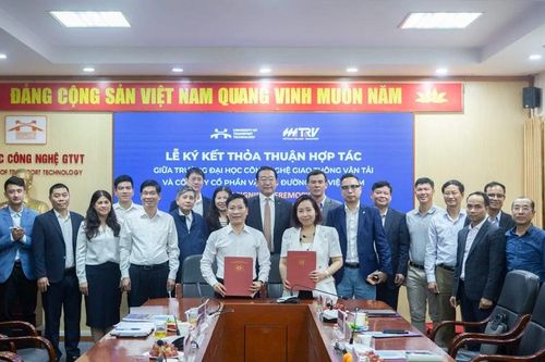 Trường ĐH Công nghệ Giao thông Vận tải ký kết hợp tác toàn diện với Công ty Cổ phần vận tải Đường sắt Việt Nam