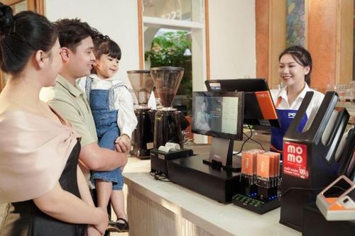 Thị trường 'F&B' khởi sắc nhưng chưa thể 'thở phào'