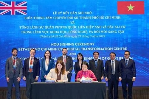 Việt Nam và Anh tăng cường hợp tác về chuyển đổi số