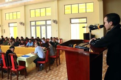 Các nạn nhân bị lừa đảo 'việc nhẹ lương cao' kể về quãng đời đen tối để người dân cảnh giác
