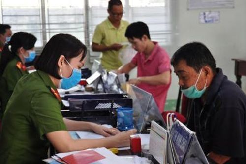 Trong tháng 3, TPHCM đã cắt giảm, đơn giản hóa được 18 thủ tục hành chính