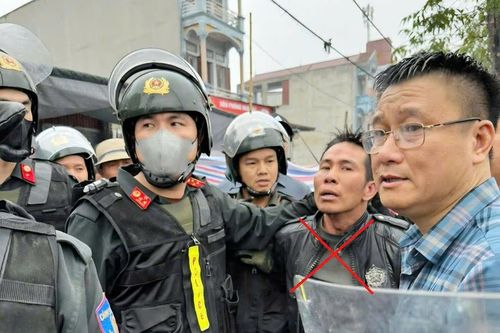 Hơn 4 giờ căng thẳng giải cứu bé gái 9 tuổi bị bắt làm con tin ở Bắc Ninh