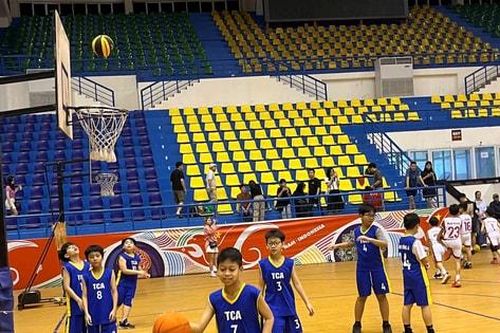Khai mạc Giải bóng rổ khối tiểu học quận Ba Đình chào mừng Ngày Thể thao Việt Nam