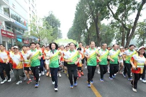 Hơn 2000 người tham gia Ngày chạy Olympic – Vì an ninh tổ quốc năm 2025
