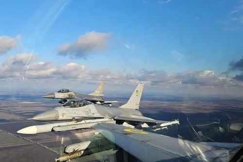 Ukraine triển khai F-16 trong nhiệm vụ tình báo điện tử