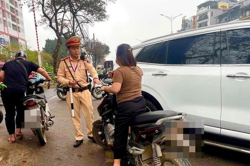 Xử lý nghiêm hành vi không chấp hành đèn tín hiệu, đi ngược chiều