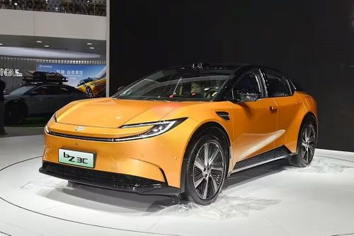 Toyota 'vỡ mộng' với xe điện?