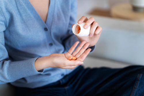Rối loạn mỡ máu đến mức nào thì cần dùng thuốc?