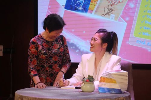 Cuộc đời vốn đơn giản, định kiến làm mọi thứ phức tạp hơn