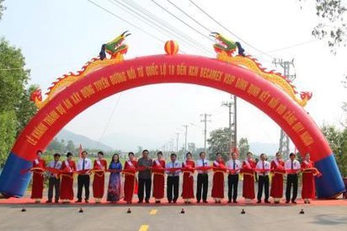 Phó Thủ tướng Nguyễn Chí Dũng dự khánh thành 2 công trình tại Bình Định