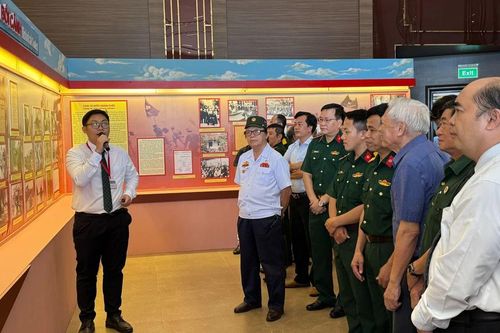 Tưởng niệm 45 năm ngày mất của Chủ tịch Tôn Đức Thắng