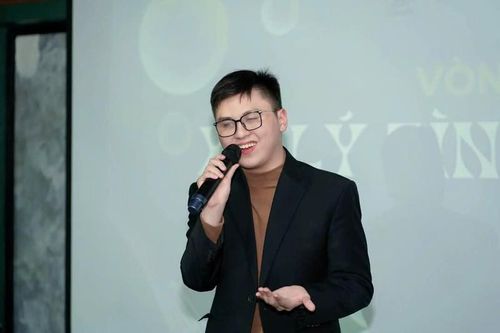 Nam sinh khiếm thị Đỗ Nam Khánh: Lan tỏa ánh sáng từ bóng tối